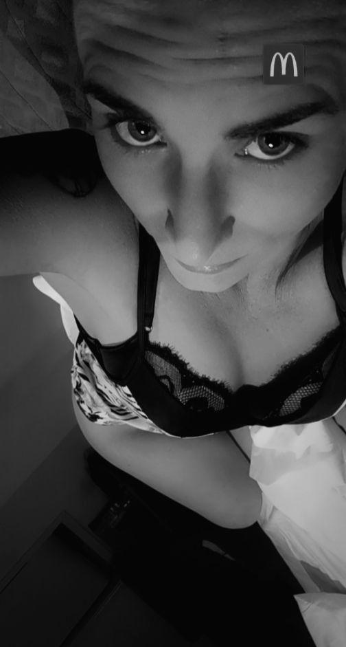 FlingFinder Casual Sex Queanbeyan East Women Lexbb